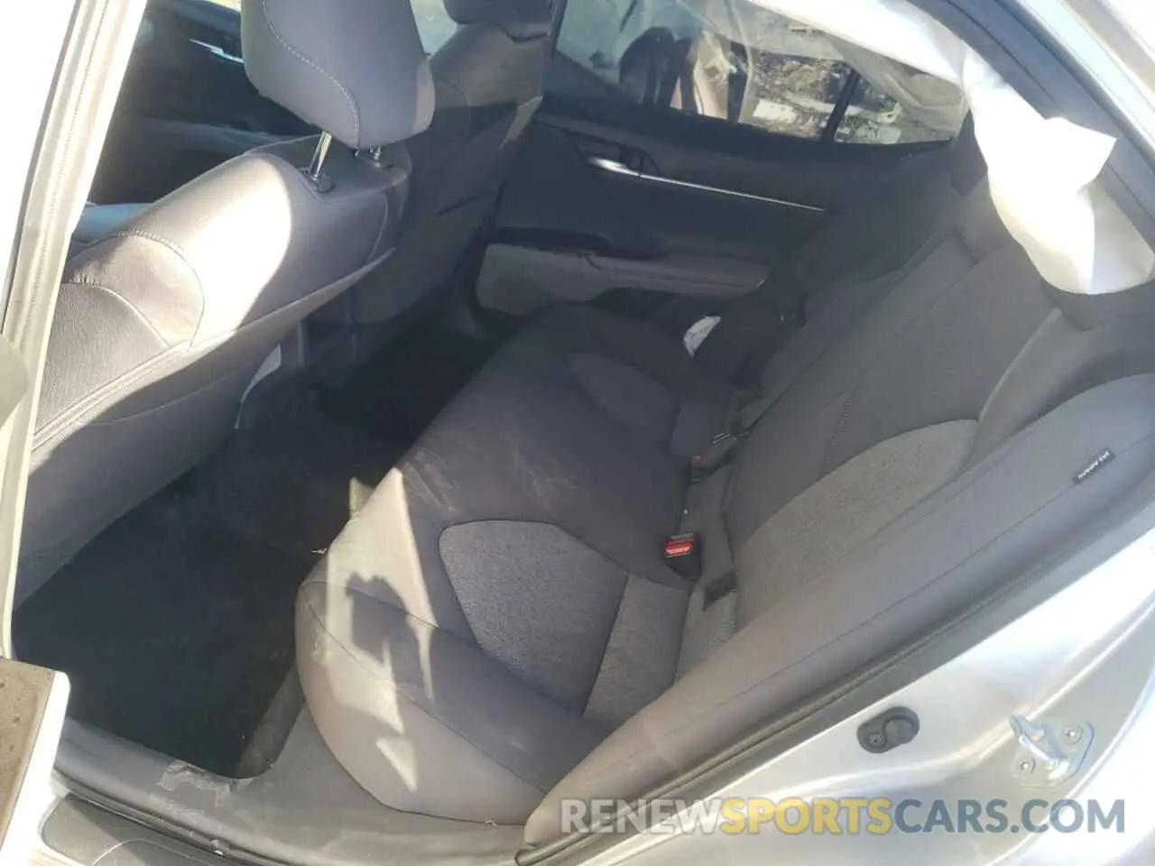 10 Photograph of a damaged car 4T1C11AK3MU609397 TOYOTA CAMRY 2021