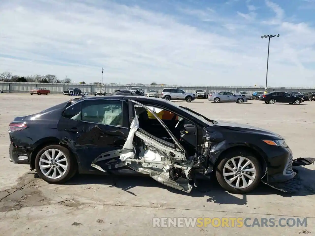 9 Photograph of a damaged car 4T1C11AK4MU439356 TOYOTA CAMRY 2021