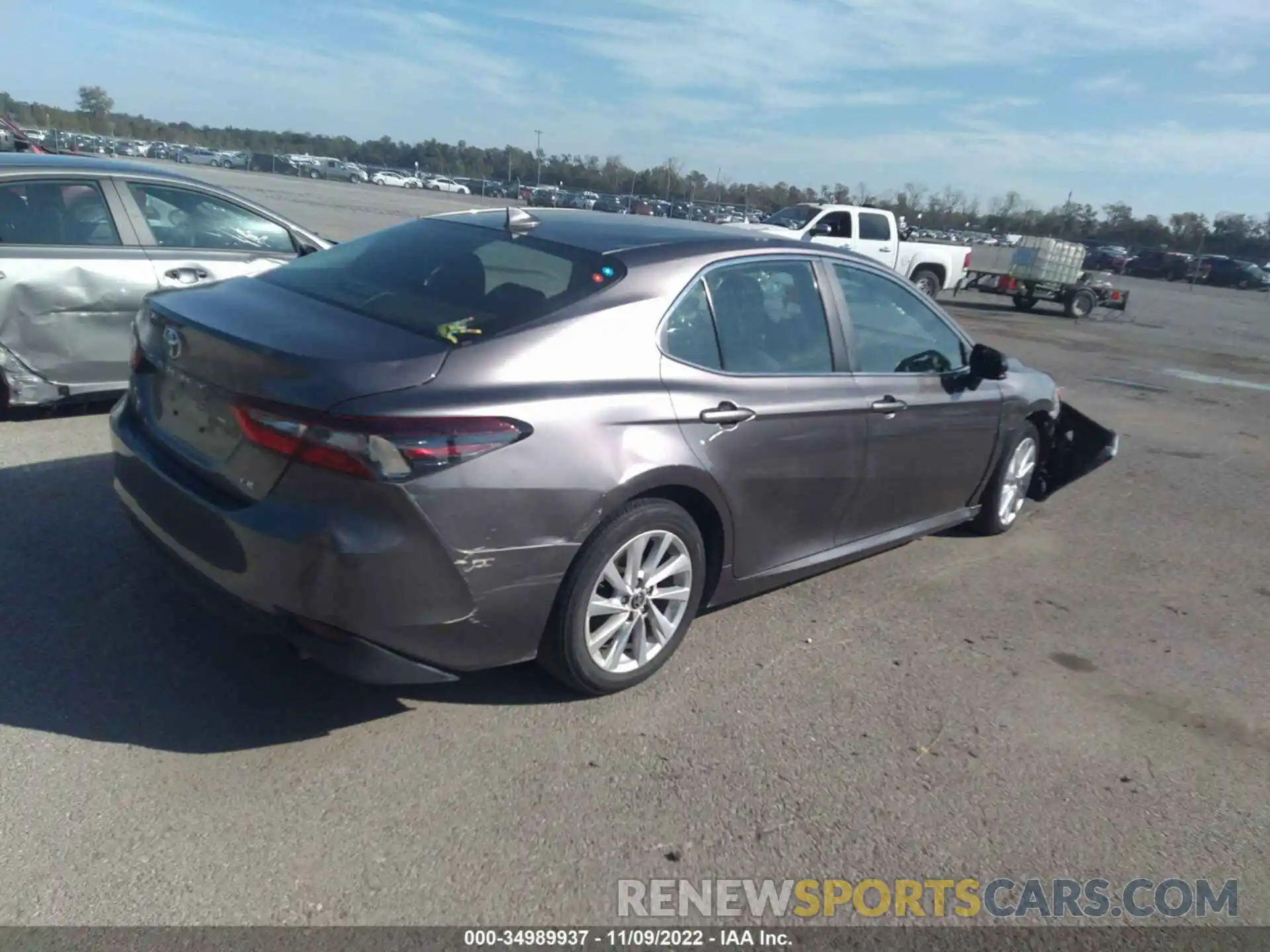 4 Photograph of a damaged car 4T1C11AK4MU443584 TOYOTA CAMRY 2021