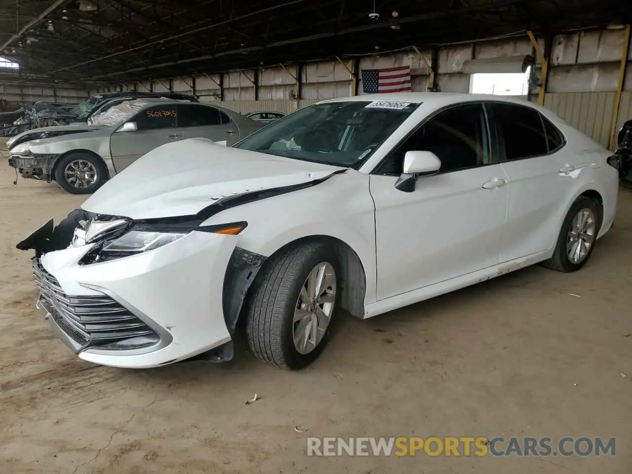 1 Photograph of a damaged car 4T1C11AK4MU446095 TOYOTA CAMRY 2021