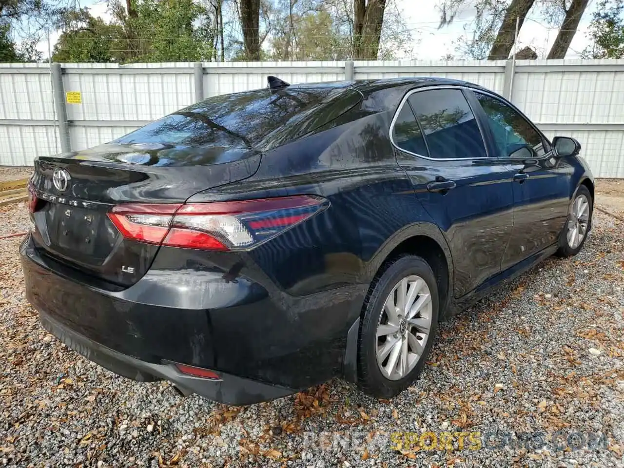 3 Photograph of a damaged car 4T1C11AK4MU446209 TOYOTA CAMRY 2021