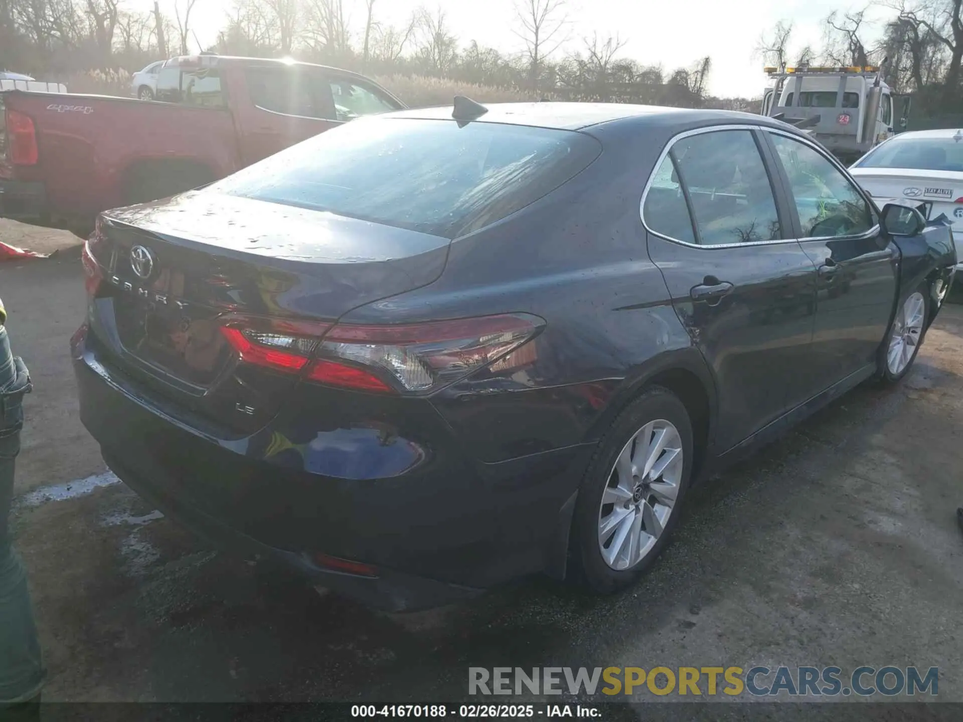 4 Photograph of a damaged car 4T1C11AK4MU461468 TOYOTA CAMRY 2021