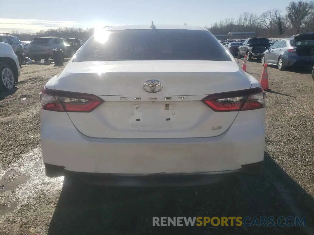 6 Photograph of a damaged car 4T1C11AK4MU463561 TOYOTA CAMRY 2021