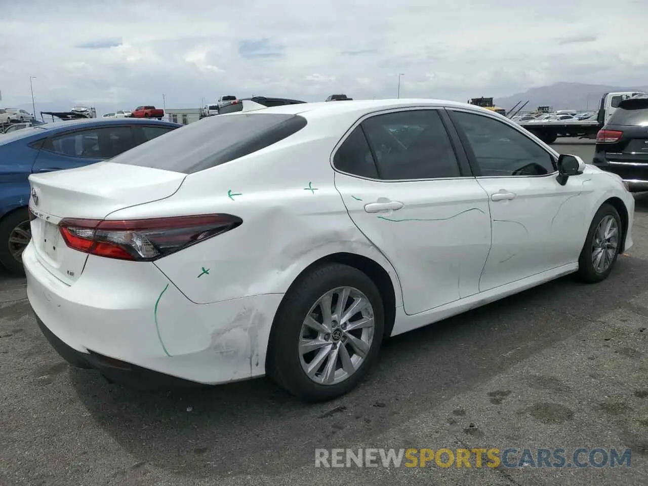 3 Photograph of a damaged car 4T1C11AK4MU473586 TOYOTA CAMRY 2021