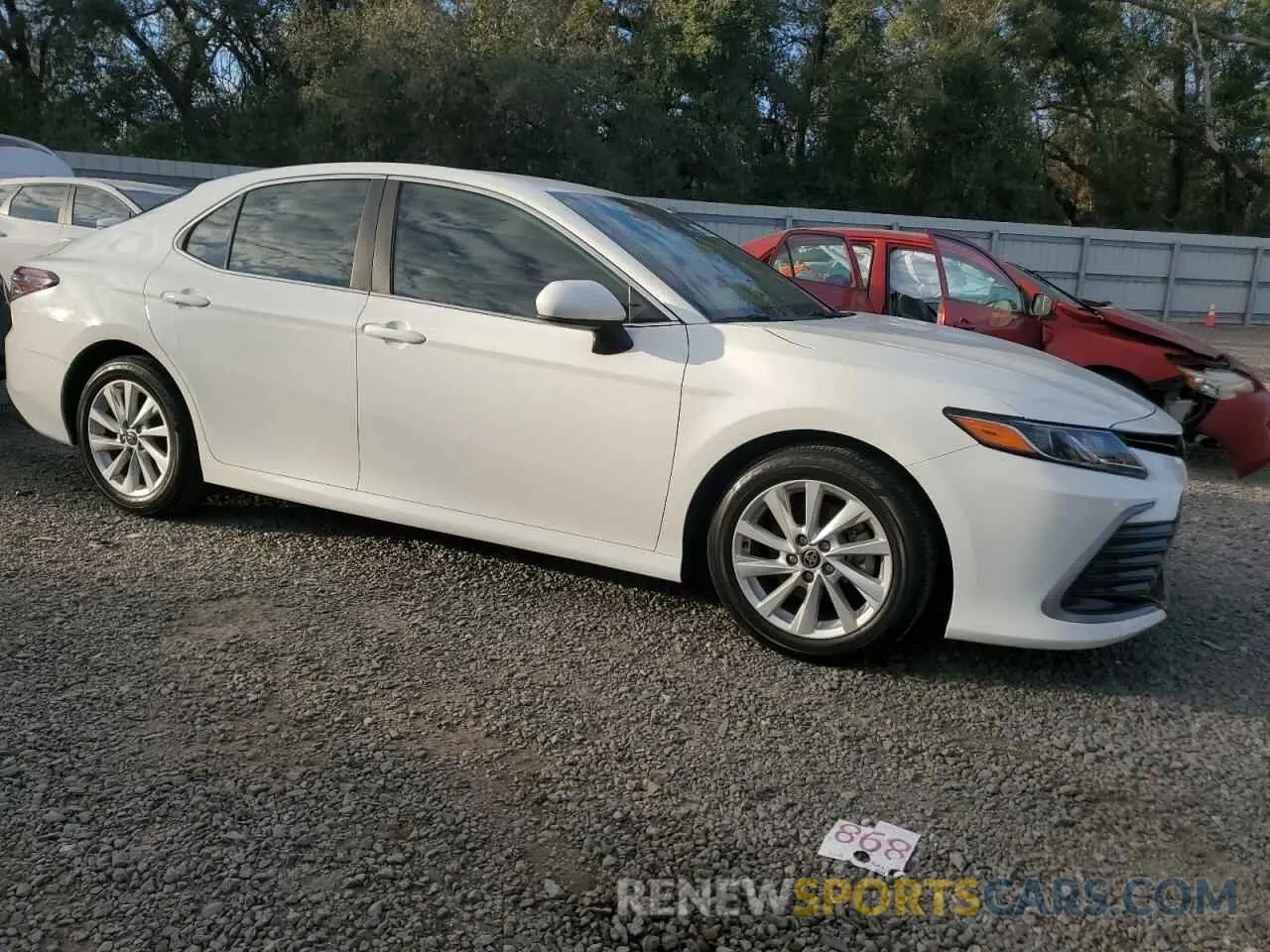 4 Photograph of a damaged car 4T1C11AK4MU476939 TOYOTA CAMRY 2021