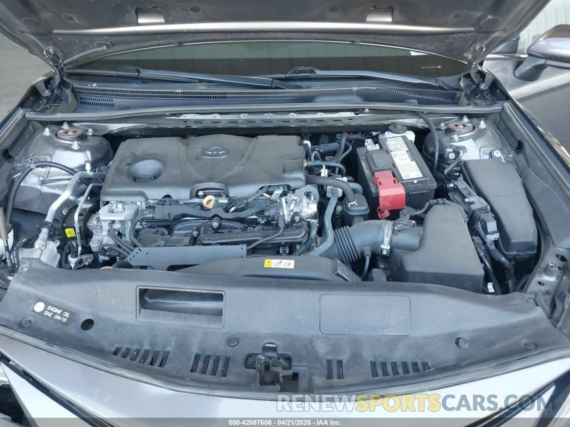10 Photograph of a damaged car 4T1C11AK4MU532605 TOYOTA CAMRY 2021