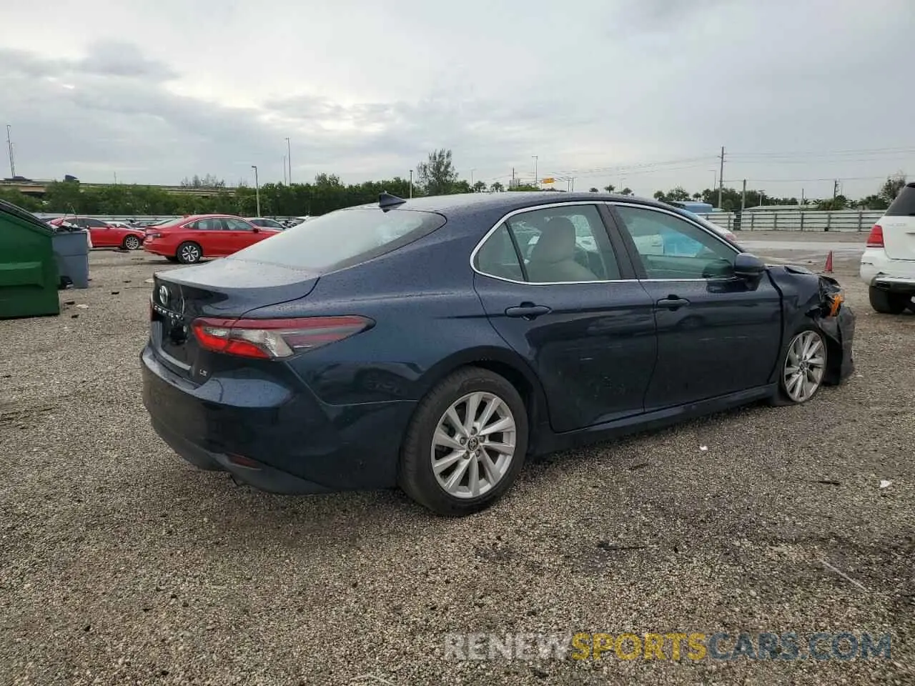 3 Photograph of a damaged car 4T1C11AK4MU535844 TOYOTA CAMRY 2021