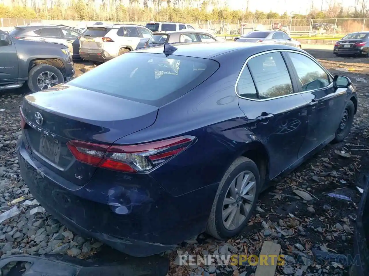 4 Photograph of a damaged car 4T1C11AK4MU543488 TOYOTA CAMRY 2021