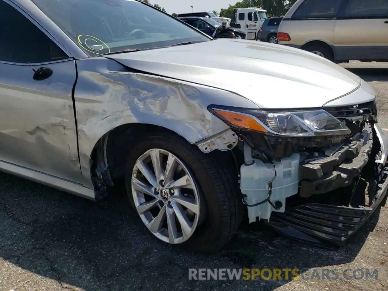 9 Photograph of a damaged car 4T1C11AK4MU557343 TOYOTA CAMRY 2021