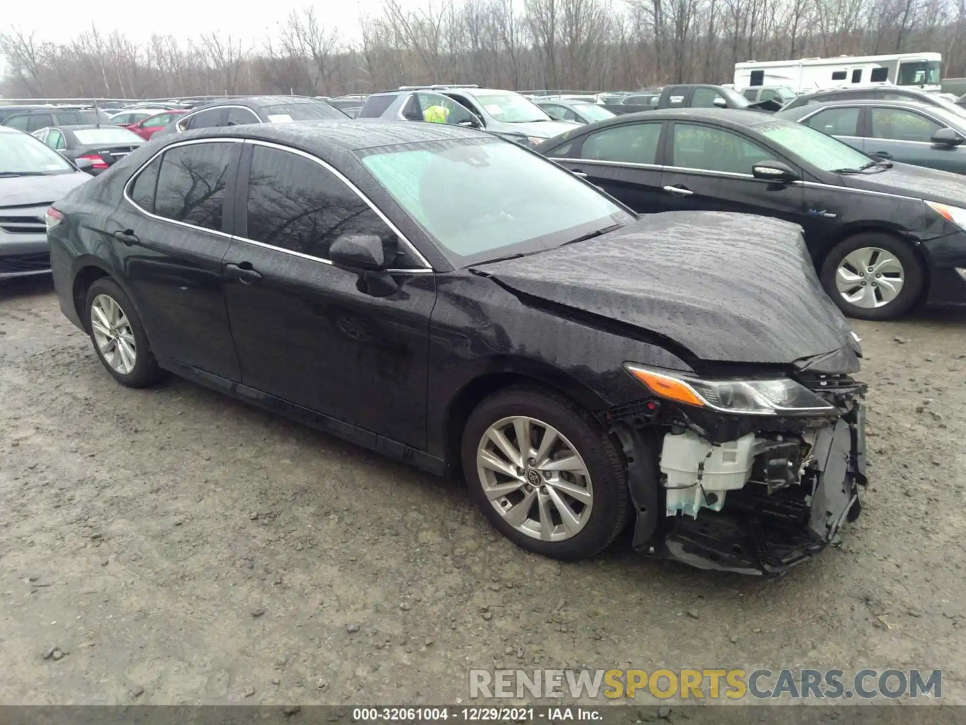 1 Photograph of a damaged car 4T1C11AK4MU563319 TOYOTA CAMRY 2021