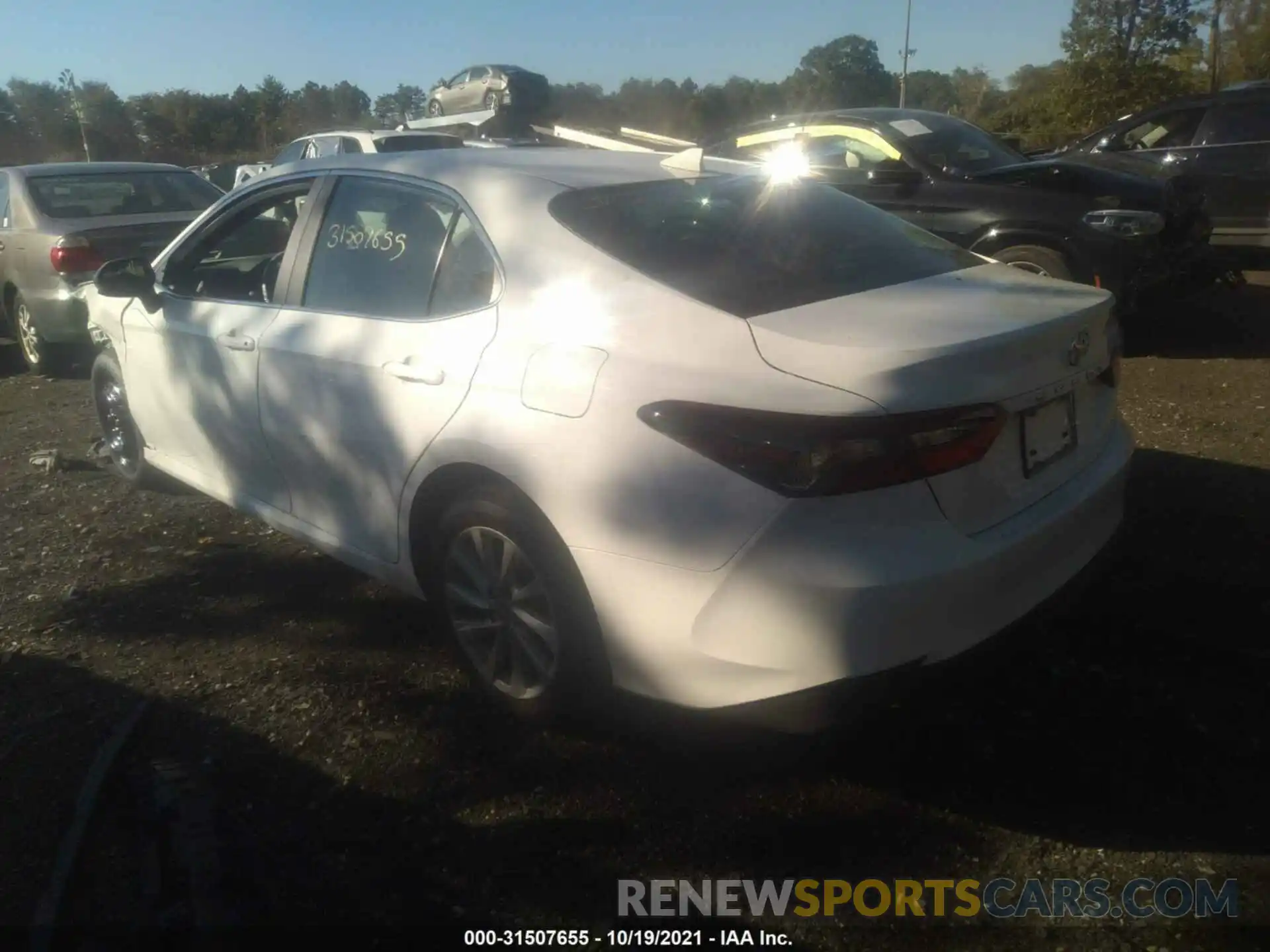 3 Photograph of a damaged car 4T1C11AK4MU572537 TOYOTA CAMRY 2021