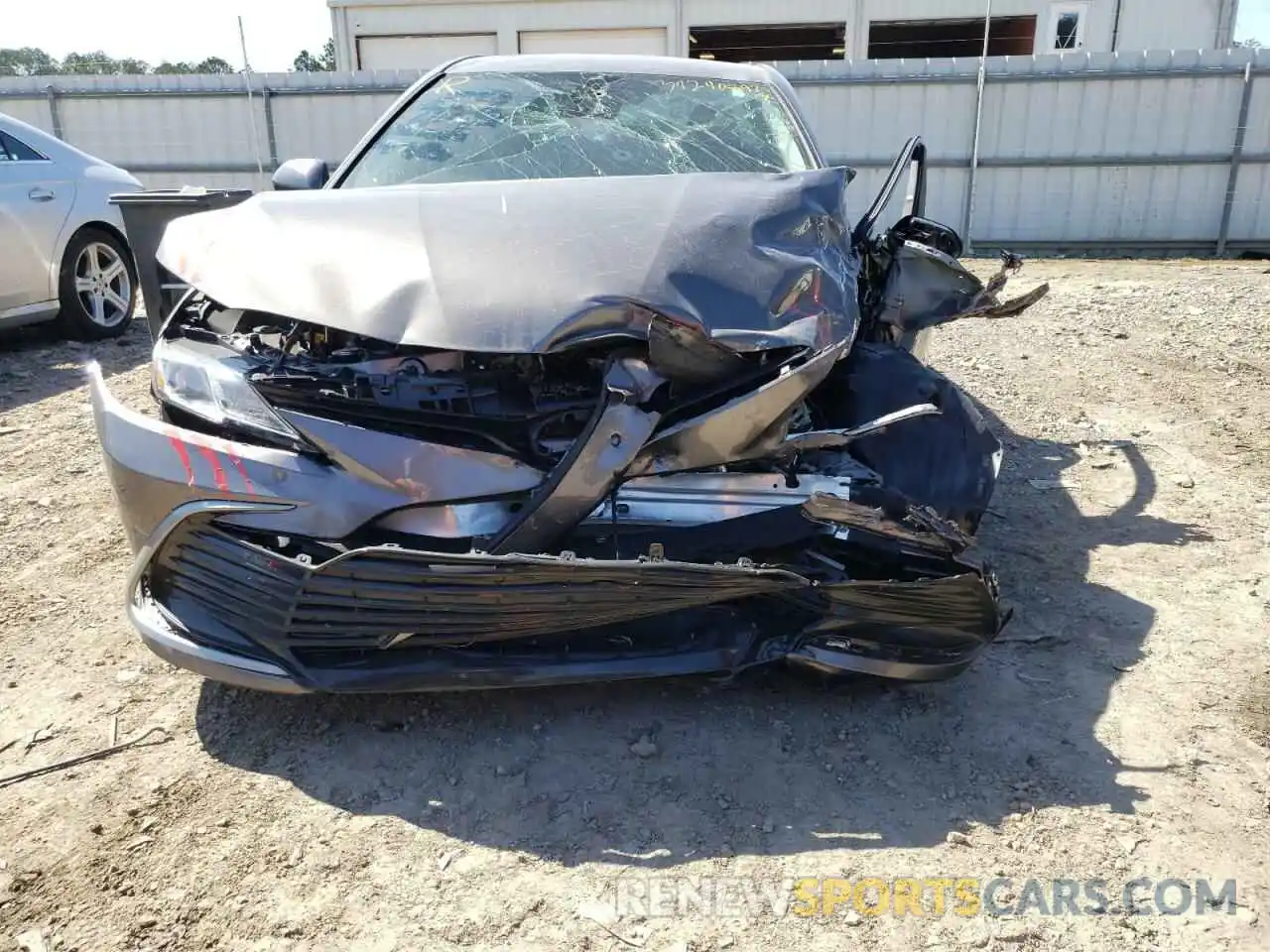 9 Photograph of a damaged car 4T1C11AK4MU575602 TOYOTA CAMRY 2021