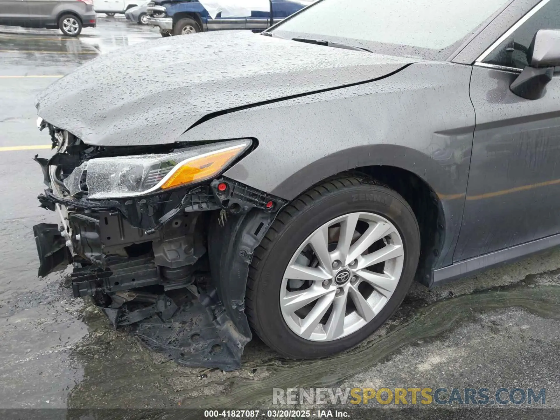 18 Photograph of a damaged car 4T1C11AK4MU577897 TOYOTA CAMRY 2021