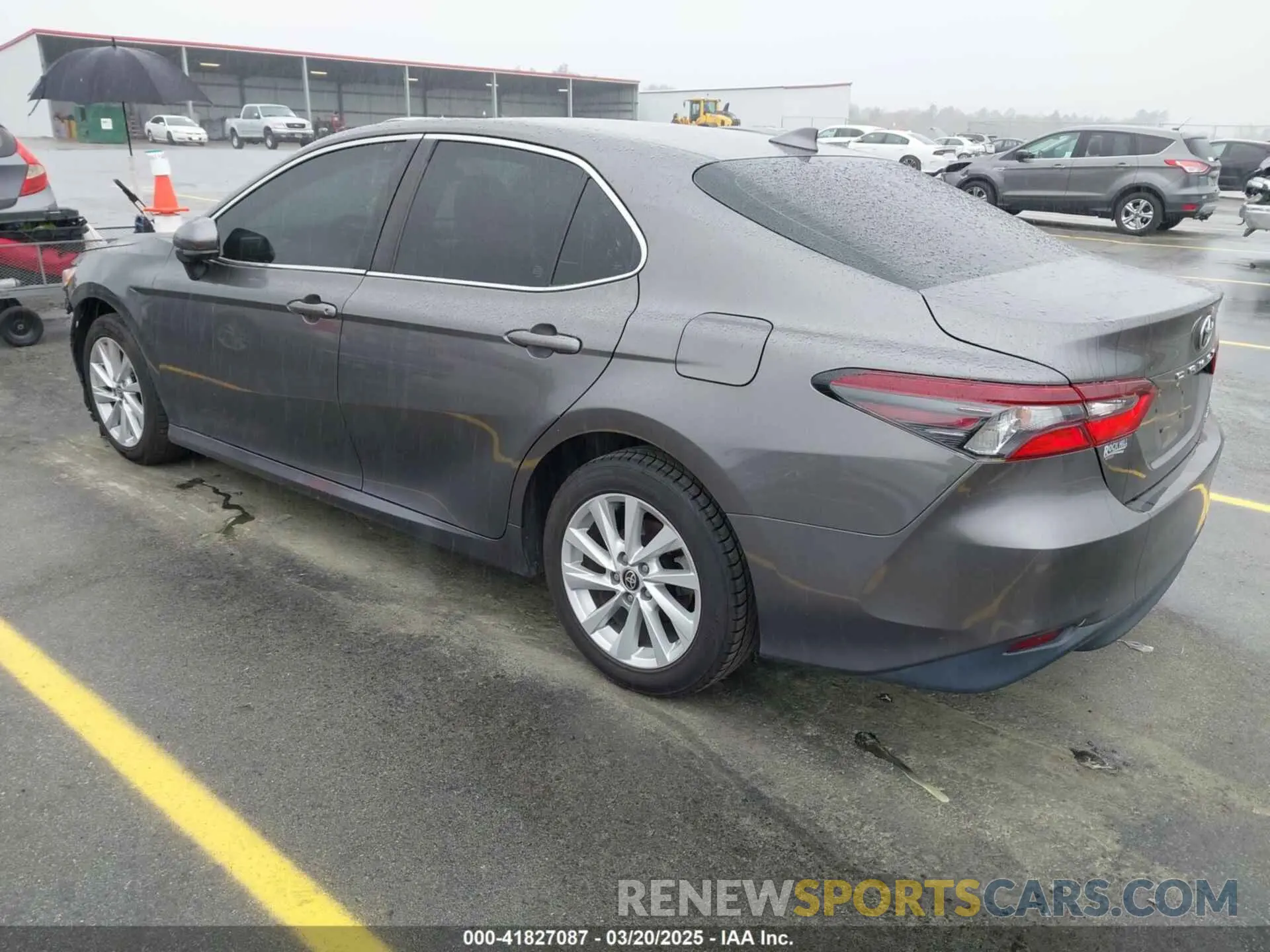 3 Photograph of a damaged car 4T1C11AK4MU577897 TOYOTA CAMRY 2021