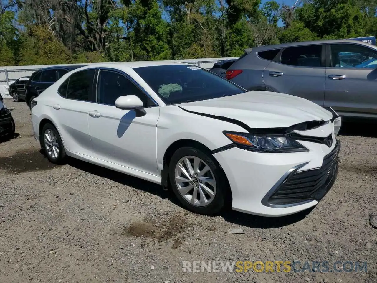 4 Photograph of a damaged car 4T1C11AK4MU581755 TOYOTA CAMRY 2021