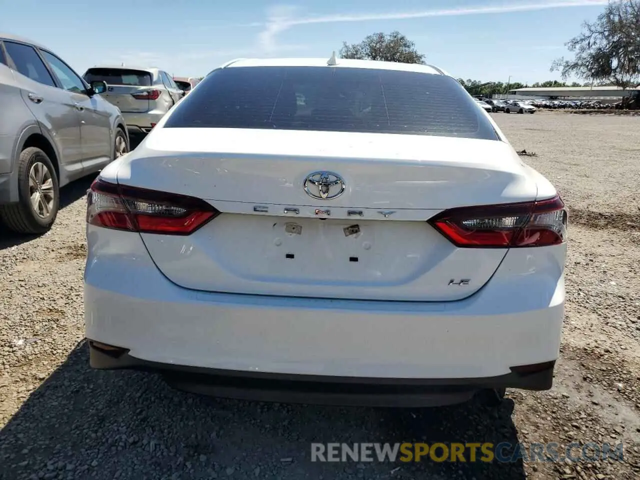 6 Photograph of a damaged car 4T1C11AK4MU581755 TOYOTA CAMRY 2021