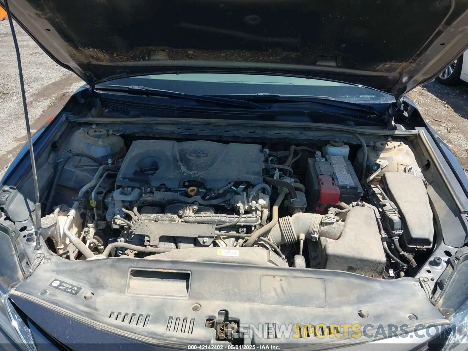 10 Photograph of a damaged car 4T1C11AK4MU583165 TOYOTA CAMRY 2021