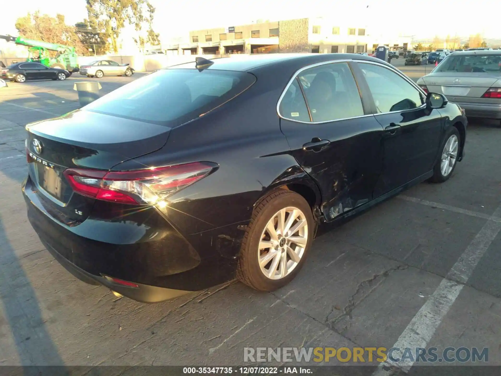 4 Photograph of a damaged car 4T1C11AK4MU585630 TOYOTA CAMRY 2021