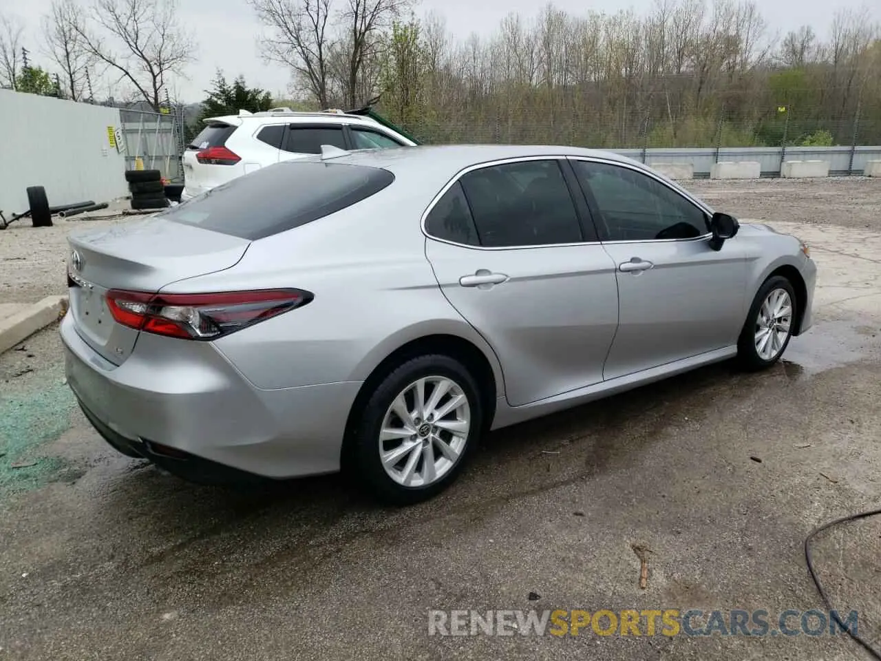 3 Photograph of a damaged car 4T1C11AK4MU593193 TOYOTA CAMRY 2021