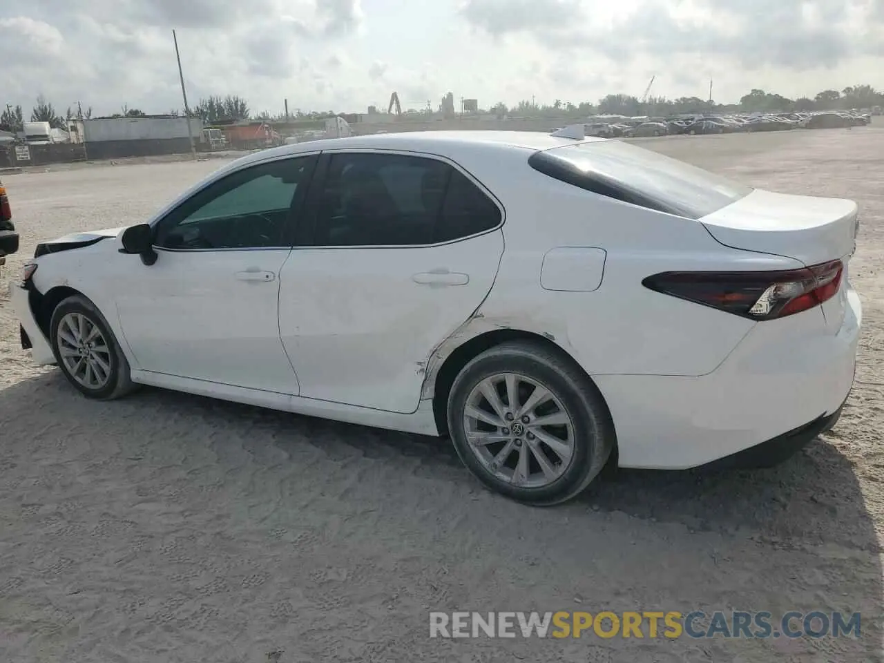 2 Photograph of a damaged car 4T1C11AK4MU598300 TOYOTA CAMRY 2021