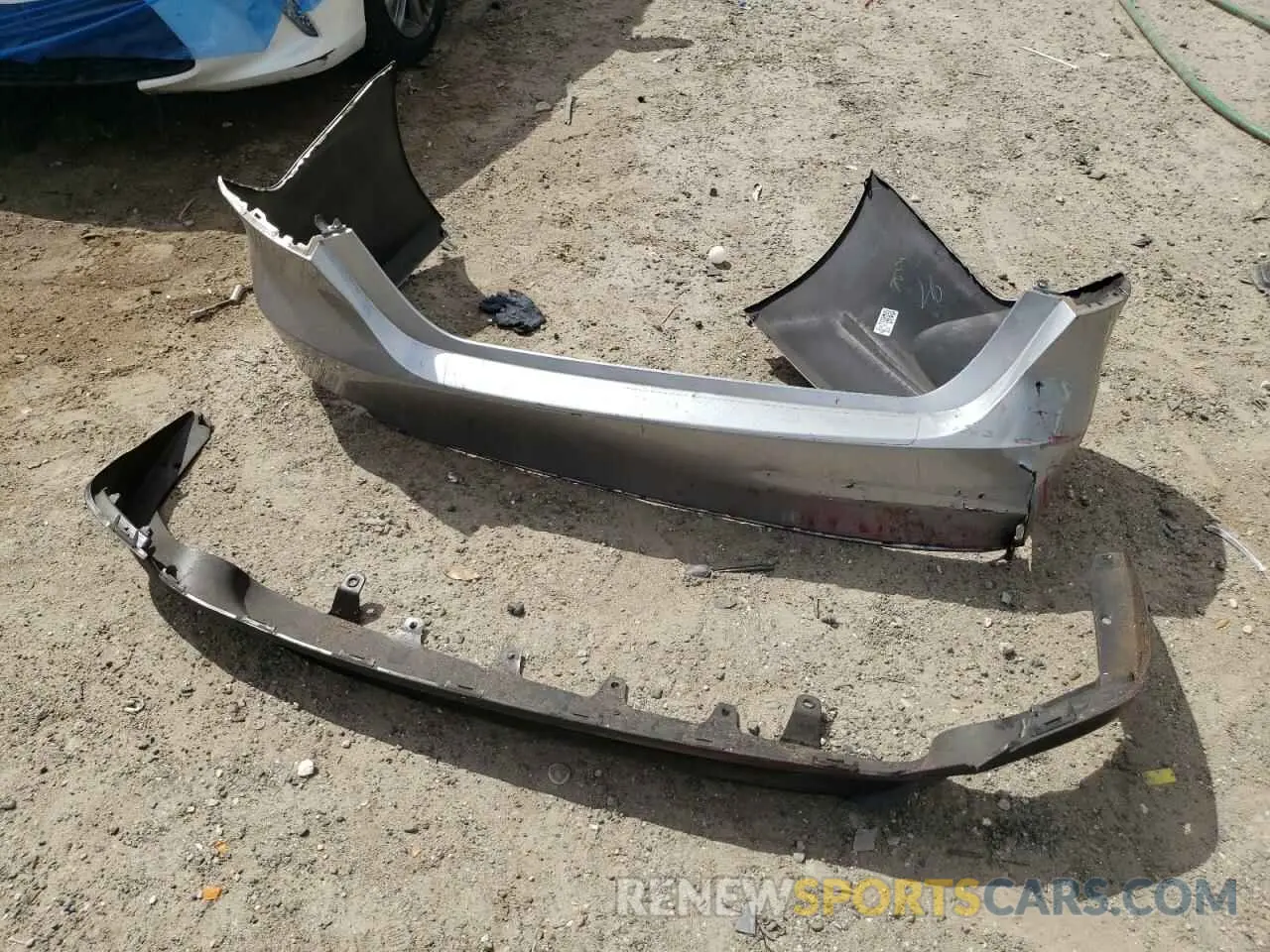 12 Photograph of a damaged car 4T1C11AK4MU600420 TOYOTA CAMRY 2021