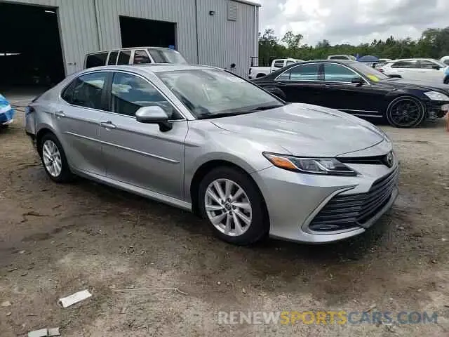14 Photograph of a damaged car 4T1C11AK4MU600420 TOYOTA CAMRY 2021