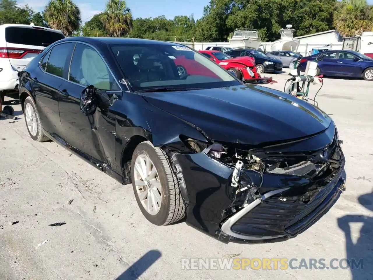 1 Photograph of a damaged car 4T1C11AK4MU612518 TOYOTA CAMRY 2021