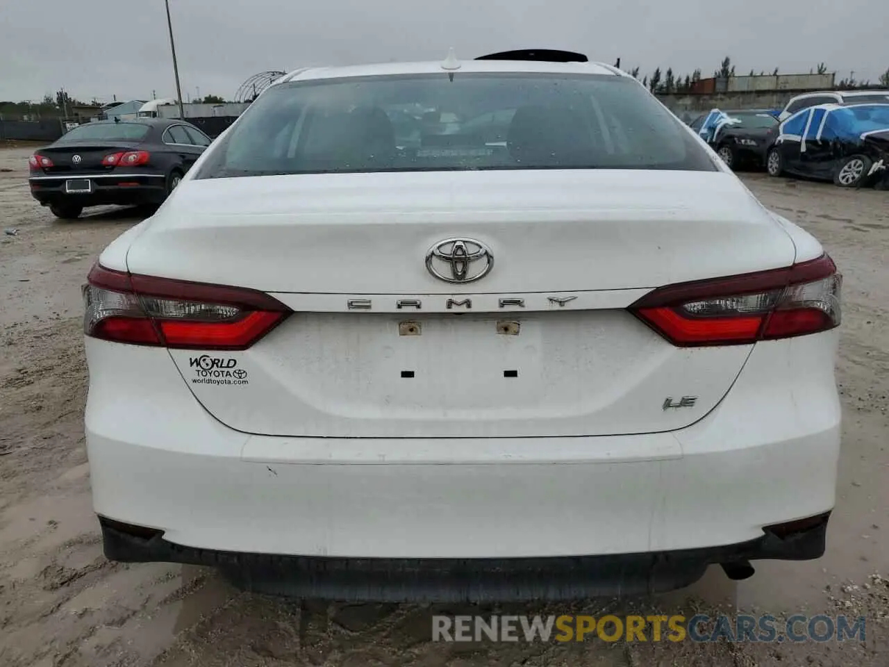 6 Photograph of a damaged car 4T1C11AK5MU415292 TOYOTA CAMRY 2021