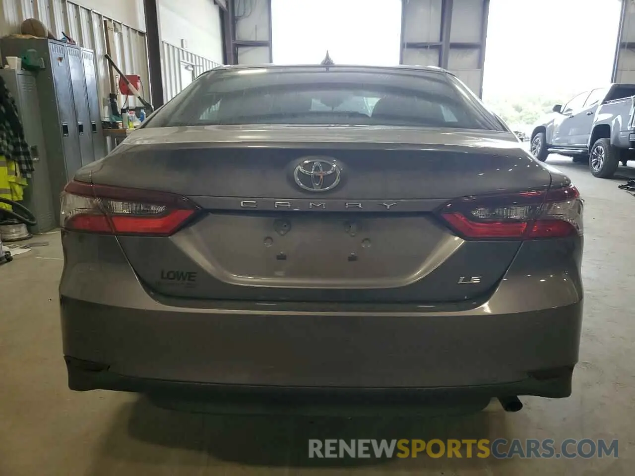 6 Photograph of a damaged car 4T1C11AK5MU442203 TOYOTA CAMRY 2021
