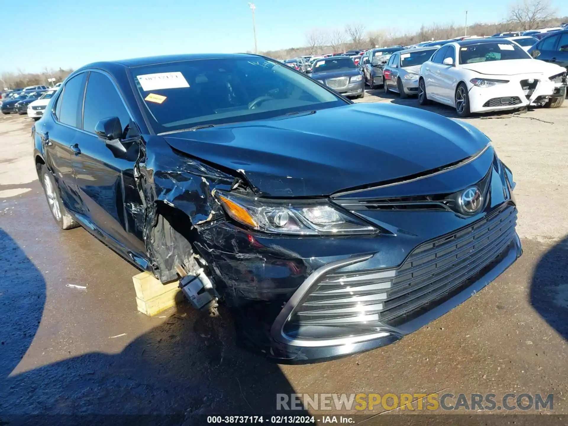 1 Photograph of a damaged car 4T1C11AK5MU453377 TOYOTA CAMRY 2021