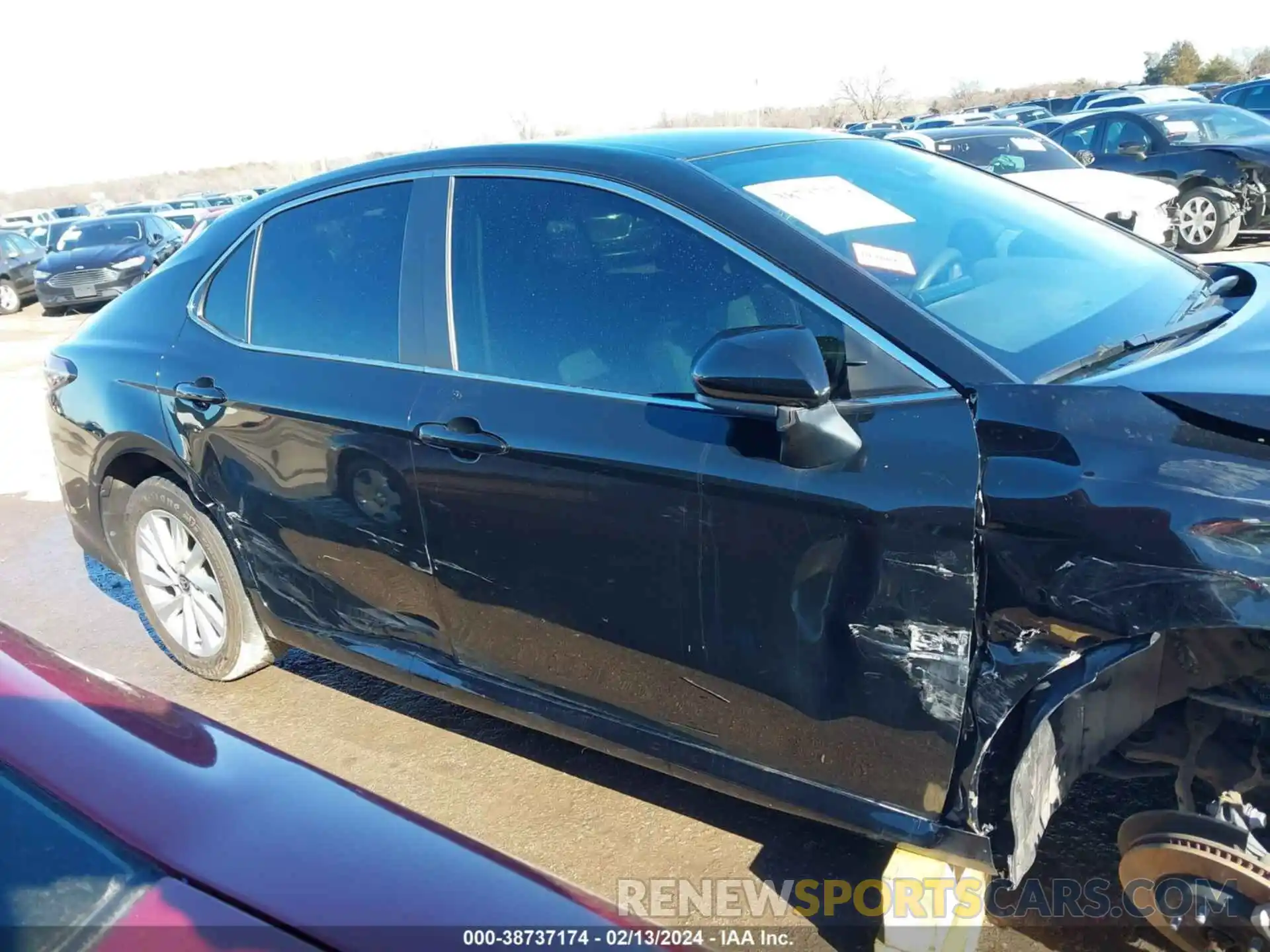 14 Photograph of a damaged car 4T1C11AK5MU453377 TOYOTA CAMRY 2021