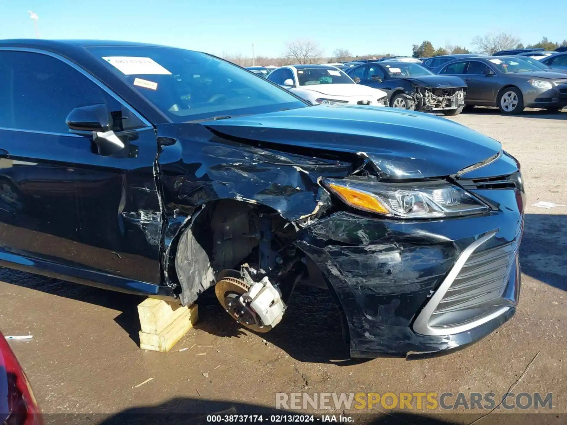 6 Photograph of a damaged car 4T1C11AK5MU453377 TOYOTA CAMRY 2021