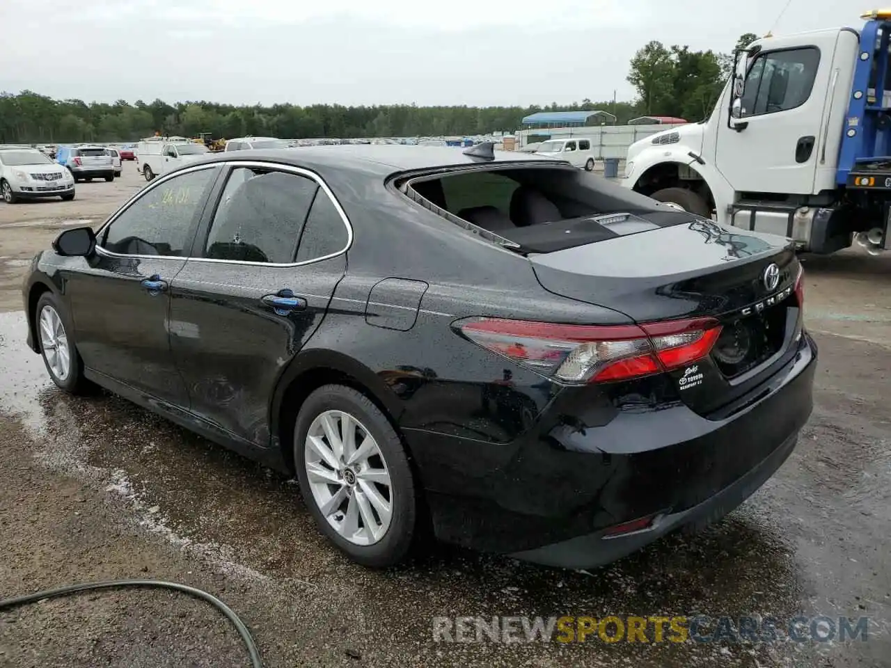 3 Photograph of a damaged car 4T1C11AK5MU461141 TOYOTA CAMRY 2021