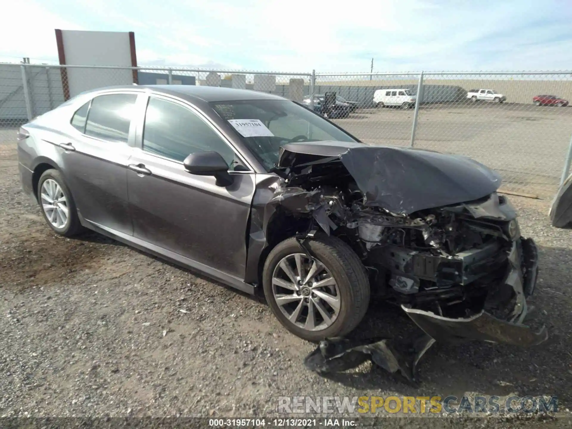 1 Photograph of a damaged car 4T1C11AK5MU462810 TOYOTA CAMRY 2021