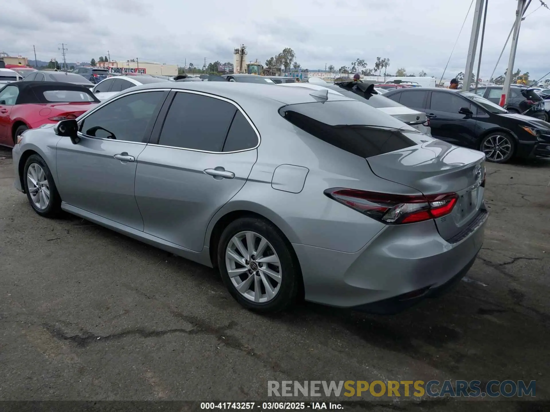 3 Photograph of a damaged car 4T1C11AK5MU464010 TOYOTA CAMRY 2021