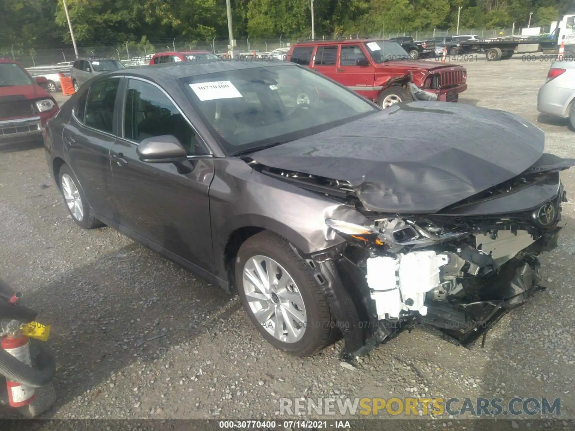 1 Photograph of a damaged car 4T1C11AK5MU564706 TOYOTA CAMRY 2021