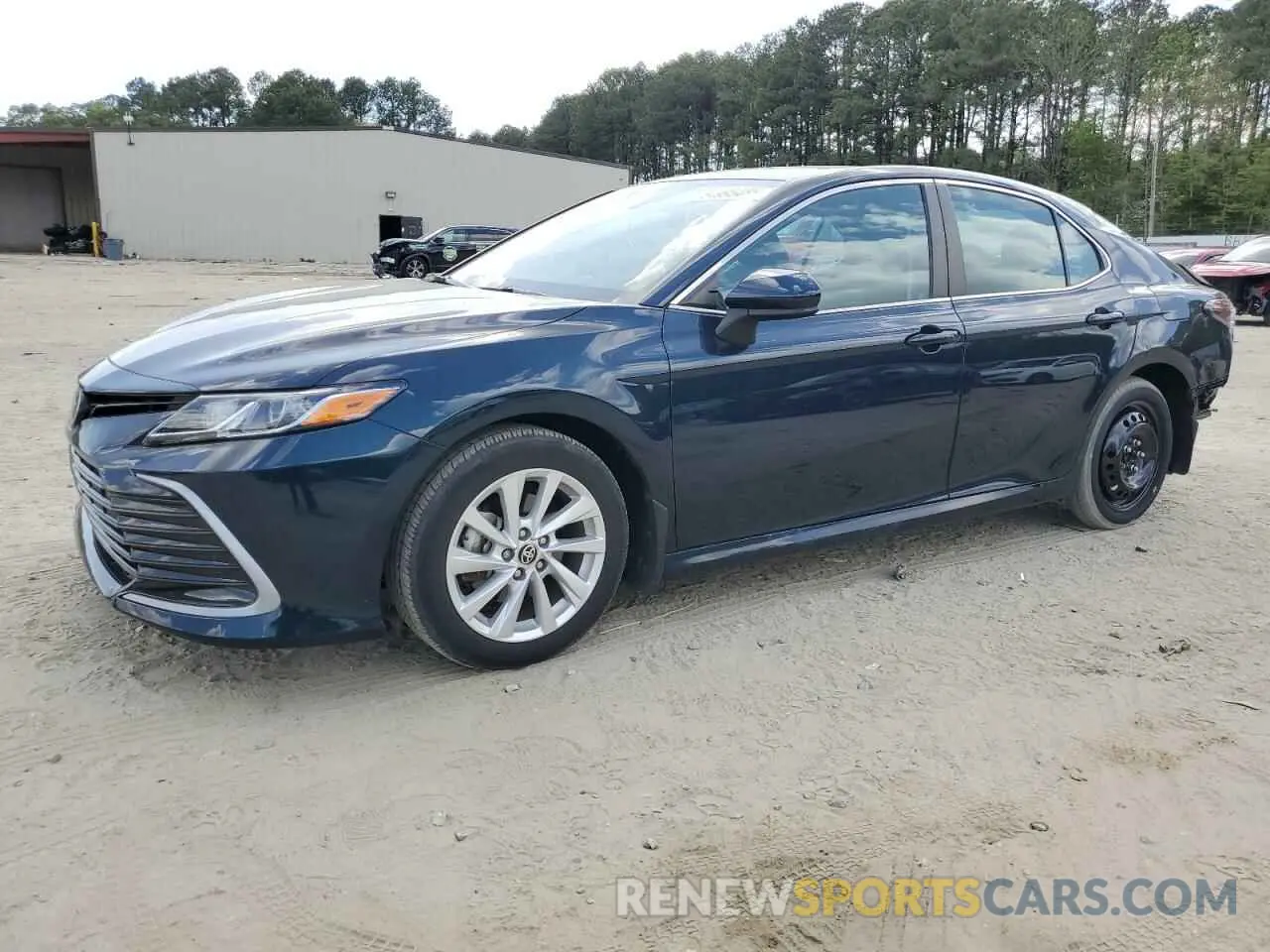 1 Photograph of a damaged car 4T1C11AK5MU571008 TOYOTA CAMRY 2021