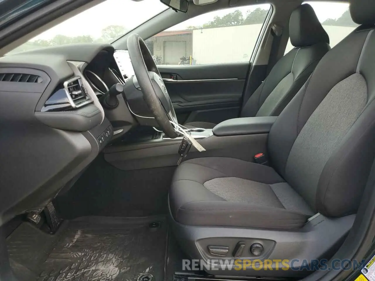 7 Photograph of a damaged car 4T1C11AK5MU571008 TOYOTA CAMRY 2021