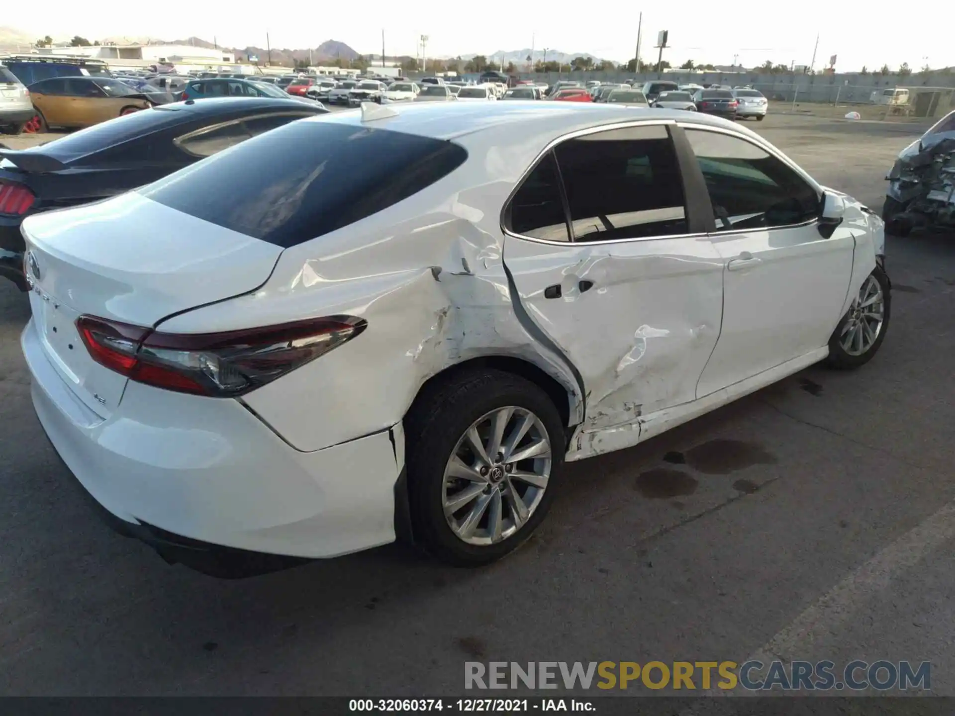 4 Photograph of a damaged car 4T1C11AK5MU575978 TOYOTA CAMRY 2021