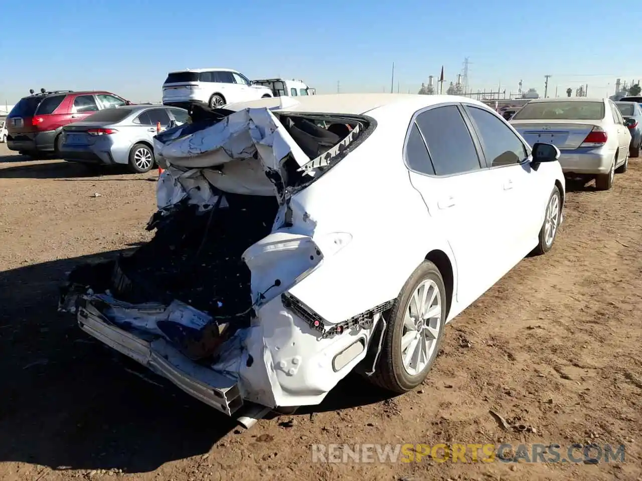 4 Photograph of a damaged car 4T1C11AK5MU578573 TOYOTA CAMRY 2021