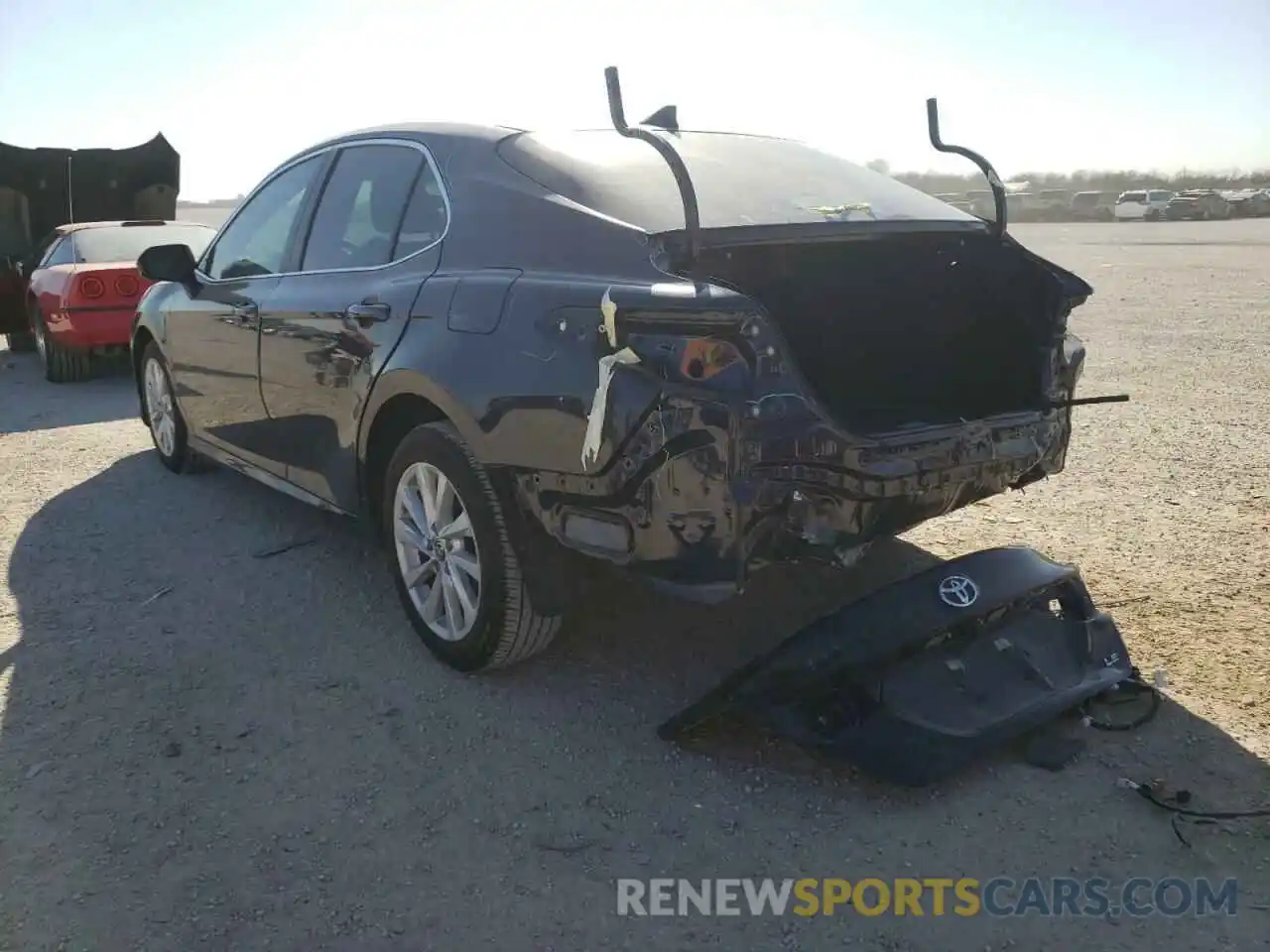 3 Photograph of a damaged car 4T1C11AK5MU586043 TOYOTA CAMRY 2021