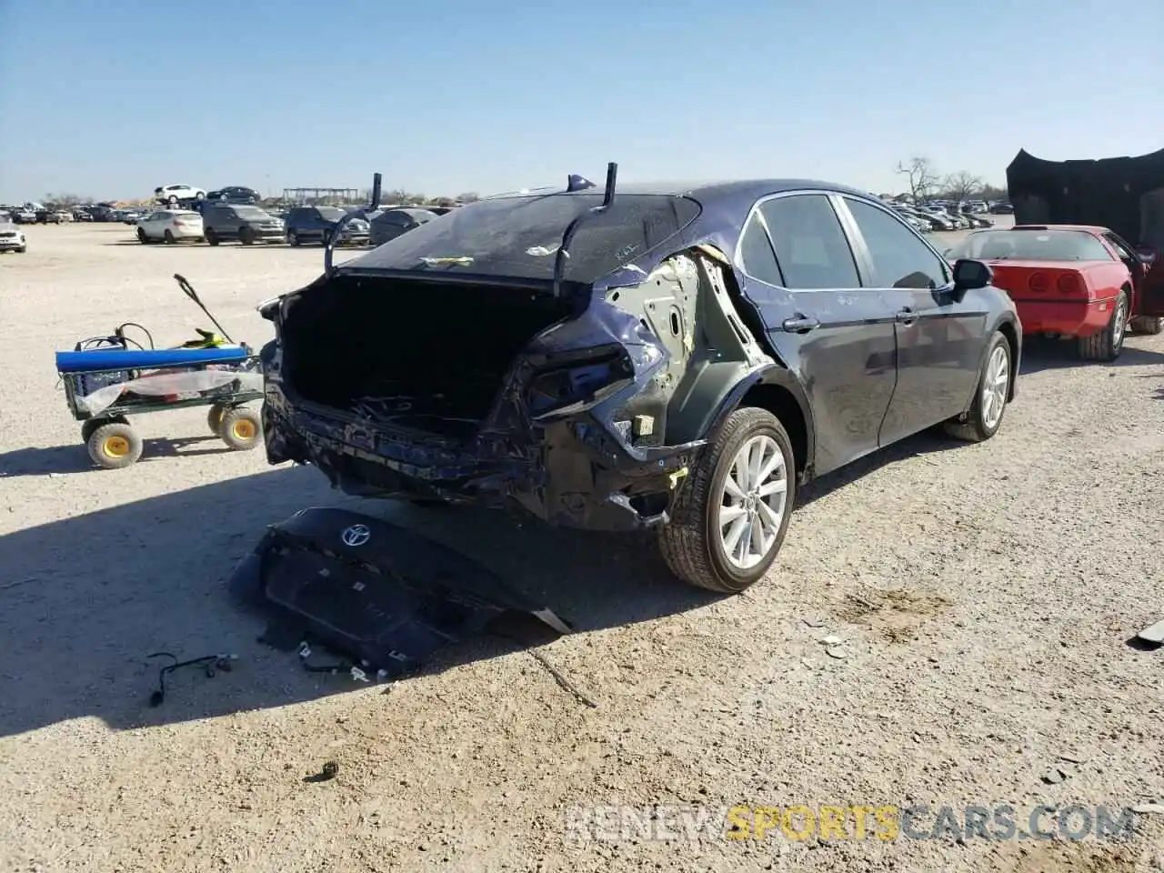 4 Photograph of a damaged car 4T1C11AK5MU586043 TOYOTA CAMRY 2021