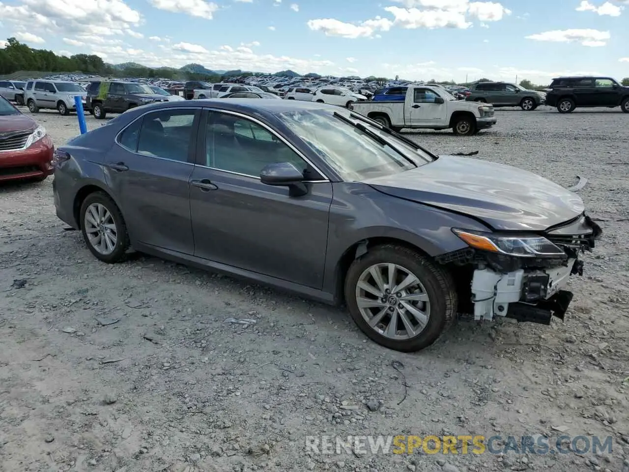 4 Photograph of a damaged car 4T1C11AK5MU586141 TOYOTA CAMRY 2021