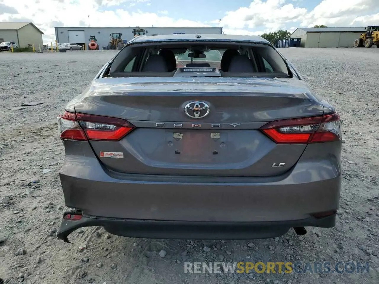 6 Photograph of a damaged car 4T1C11AK5MU586141 TOYOTA CAMRY 2021