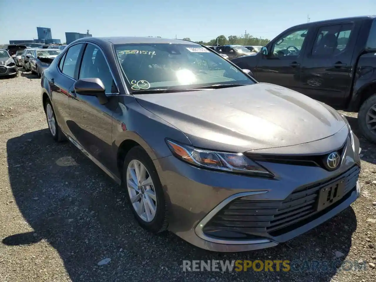 1 Photograph of a damaged car 4T1C11AK5MU593221 TOYOTA CAMRY 2021