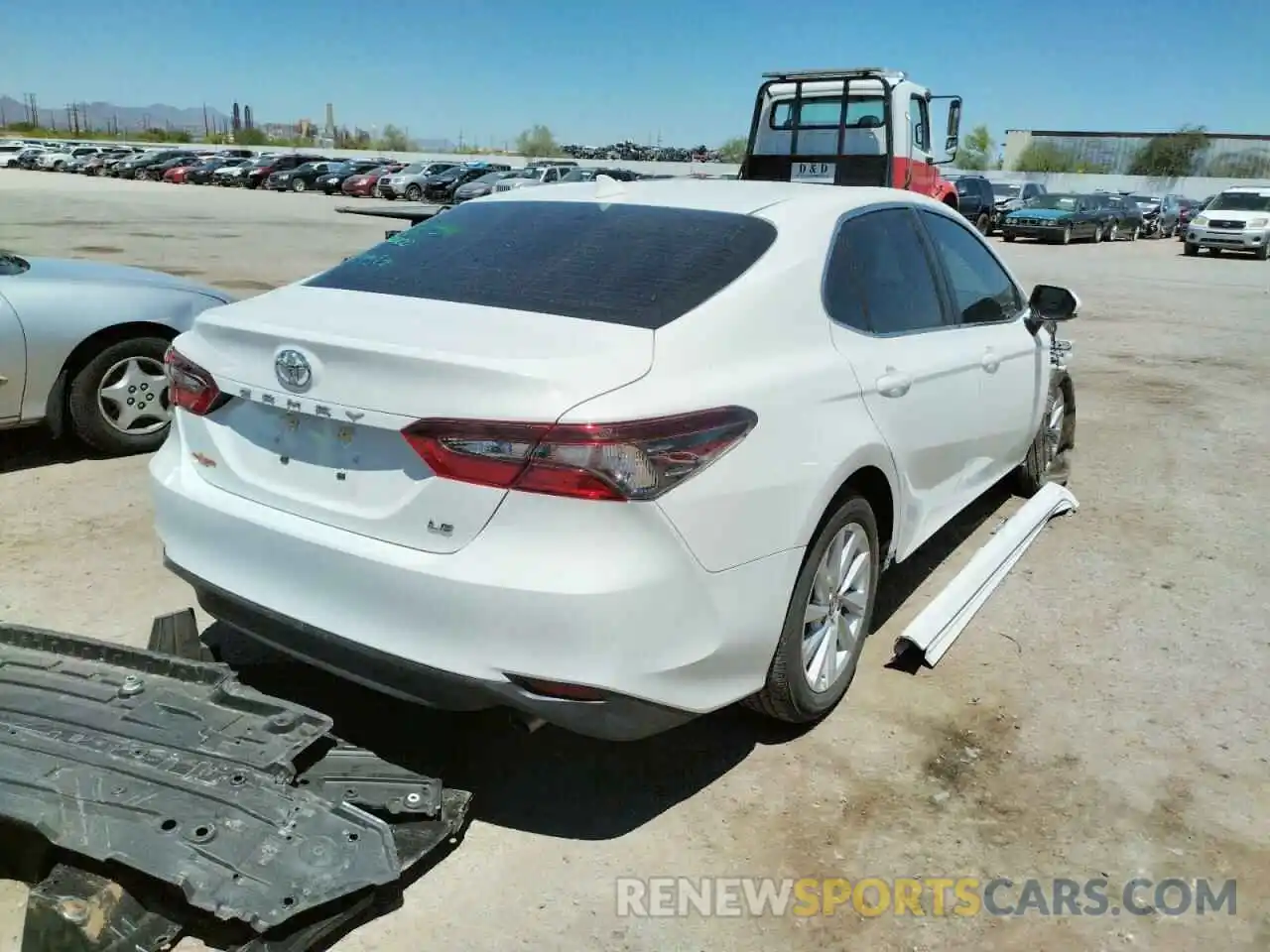 4 Photograph of a damaged car 4T1C11AK5MU596619 TOYOTA CAMRY 2021