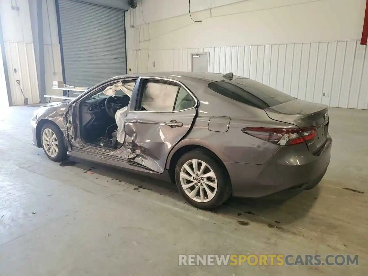 2 Photograph of a damaged car 4T1C11AK5MU600250 TOYOTA CAMRY 2021