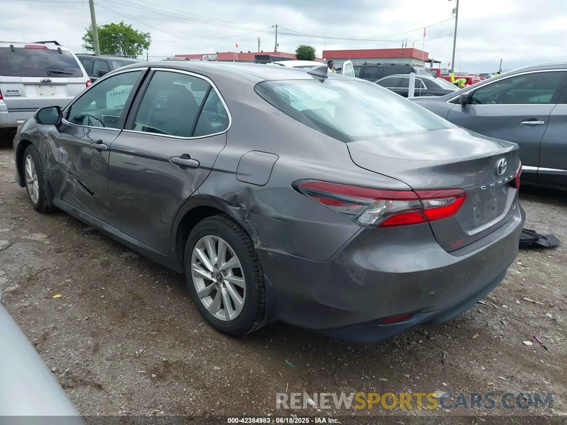 3 Photograph of a damaged car 4T1C11AK6MU420419 TOYOTA CAMRY 2021