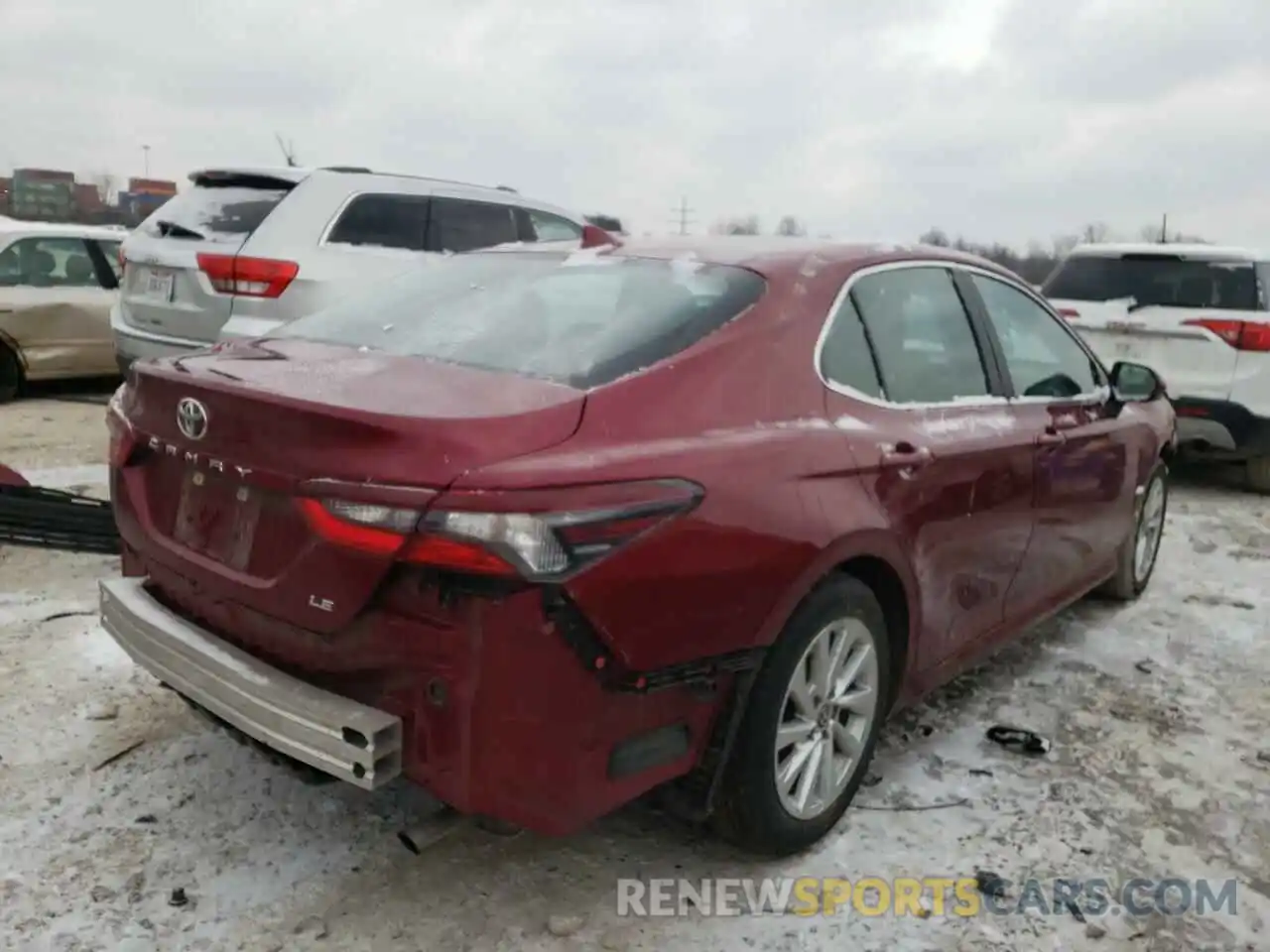 4 Photograph of a damaged car 4T1C11AK6MU422901 TOYOTA CAMRY 2021