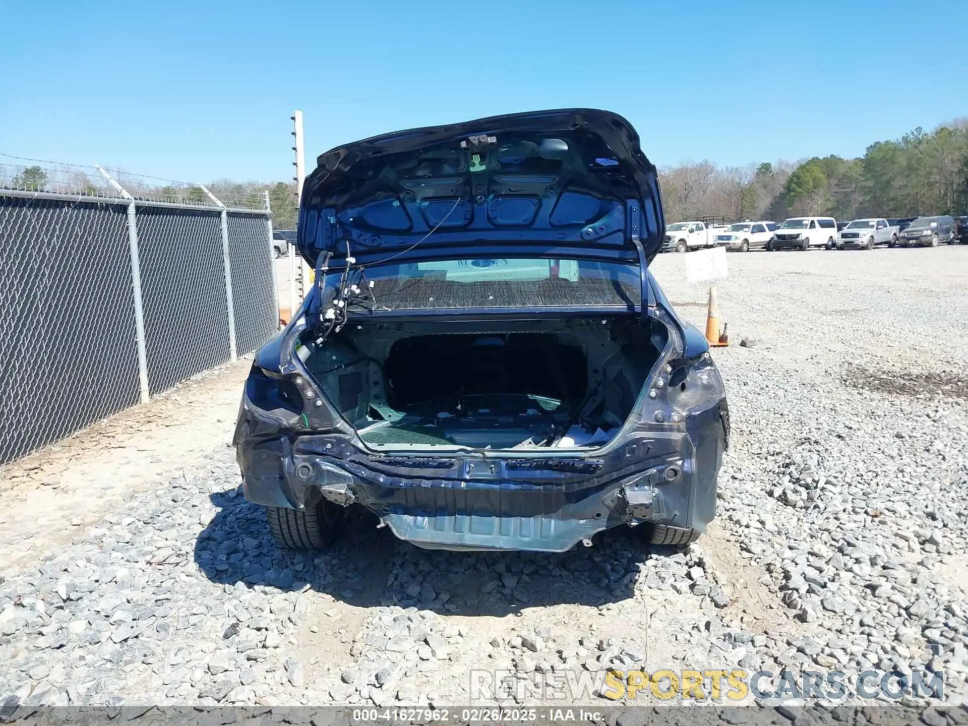 17 Photograph of a damaged car 4T1C11AK6MU458586 TOYOTA CAMRY 2021